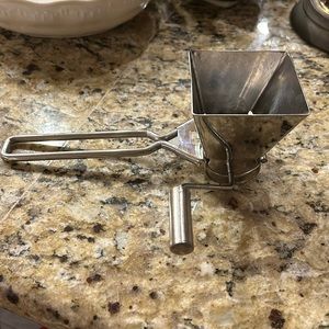 Cuisipro Hand Herb 🌿 Grinder/ Mixer Stainless Steel